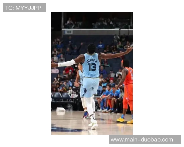 小贾伦今日表现惊艳砍下28分12篮板迎来赛季首个双双盛宴